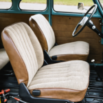 découvrez nos astuces et conseils essentiels pour la restauration complète des sièges de votre citroën 2cv, alliant savoir-faire traditionnel et techniques modernes.